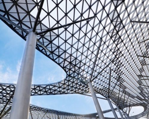 structural-glass-ceiling_1112-1176